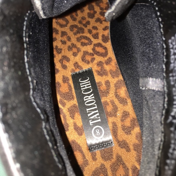 Cute black heels. - Picture 2 of 2