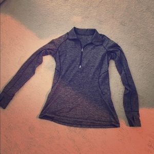 Lululemon Athletica half zip pull over