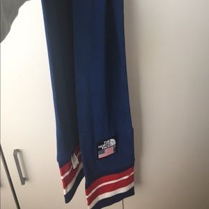 Official Olympic scarf of the United States.
