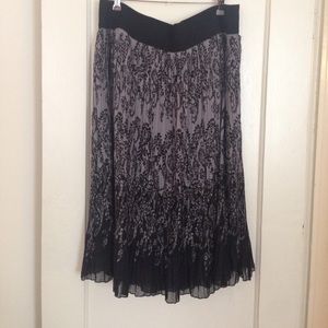 Pretty Patterned and Pleated Skirt