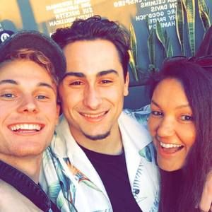 Meet your Posher, Adam