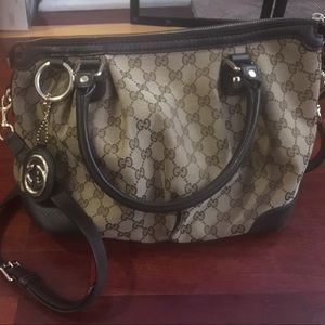 Gucci purse