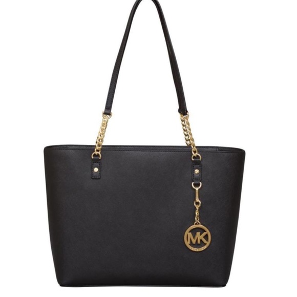 Michael Kors Handbags - NEED TO SELL QUICKLY. NEW MICHAEL KORS BLACK BAG