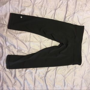 Reversible black/magenta LuLu Lemon leggings.