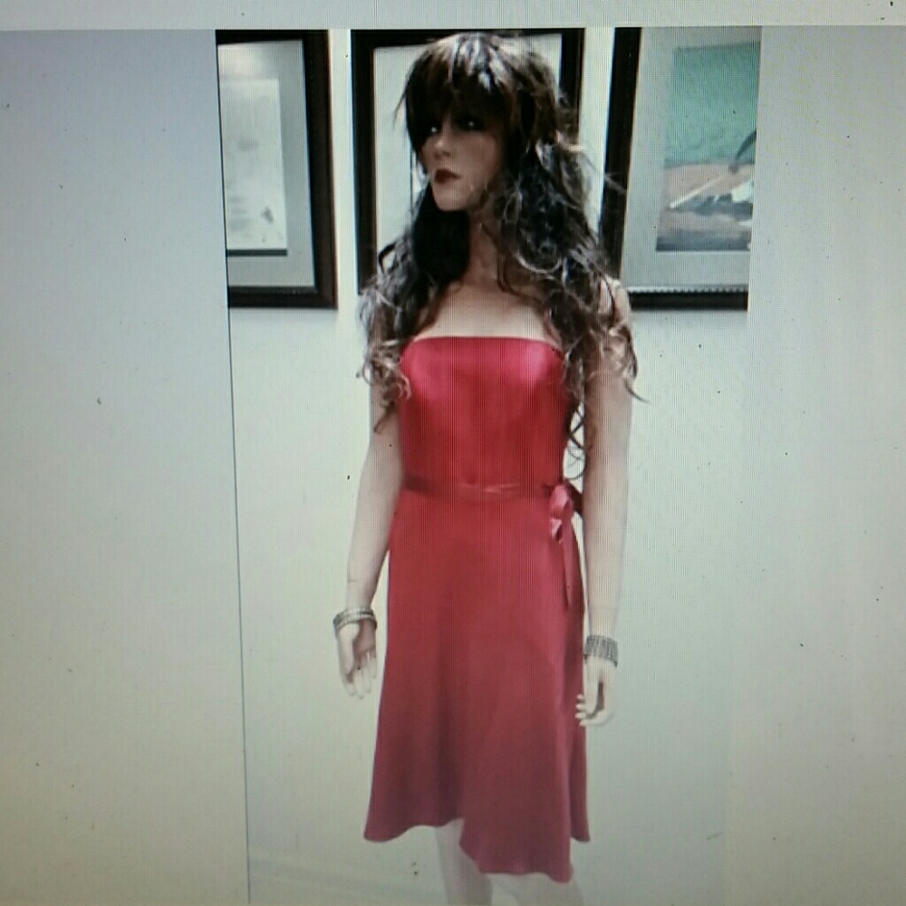 Ann Taylor red strapless dress