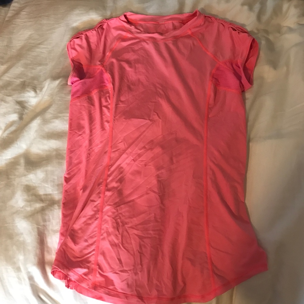 Lululemon top