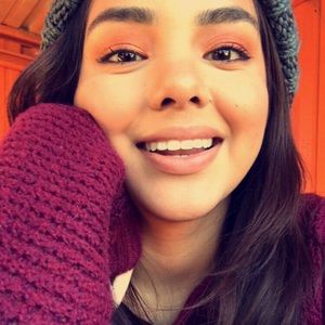 Meet your Posher, Vanessa