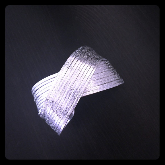 Express bracelet - Picture 1 of 3