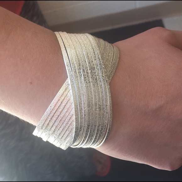 Express bracelet - Picture 3 of 3