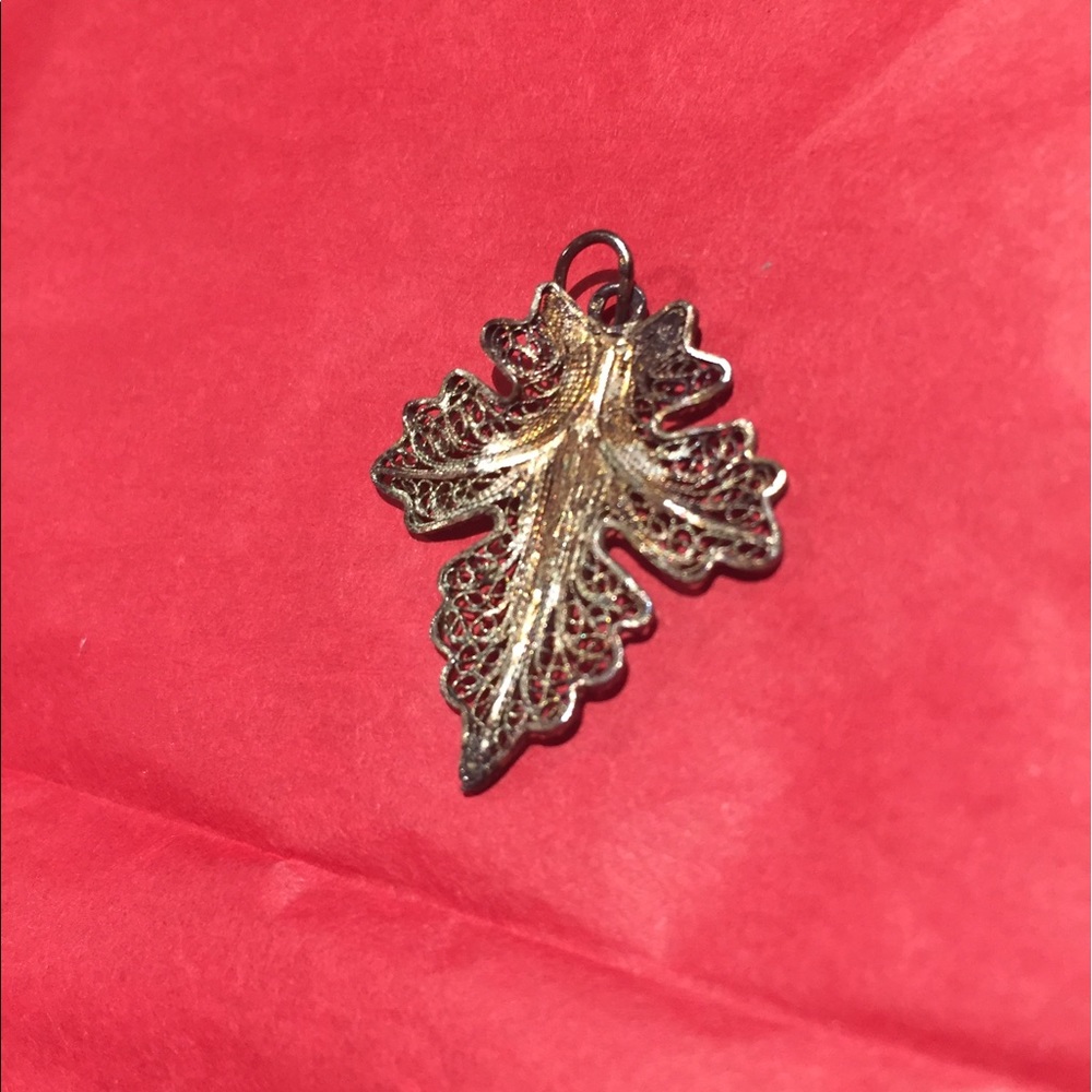 Vintage Scrollwork Grape Leaf Pendant - image 1