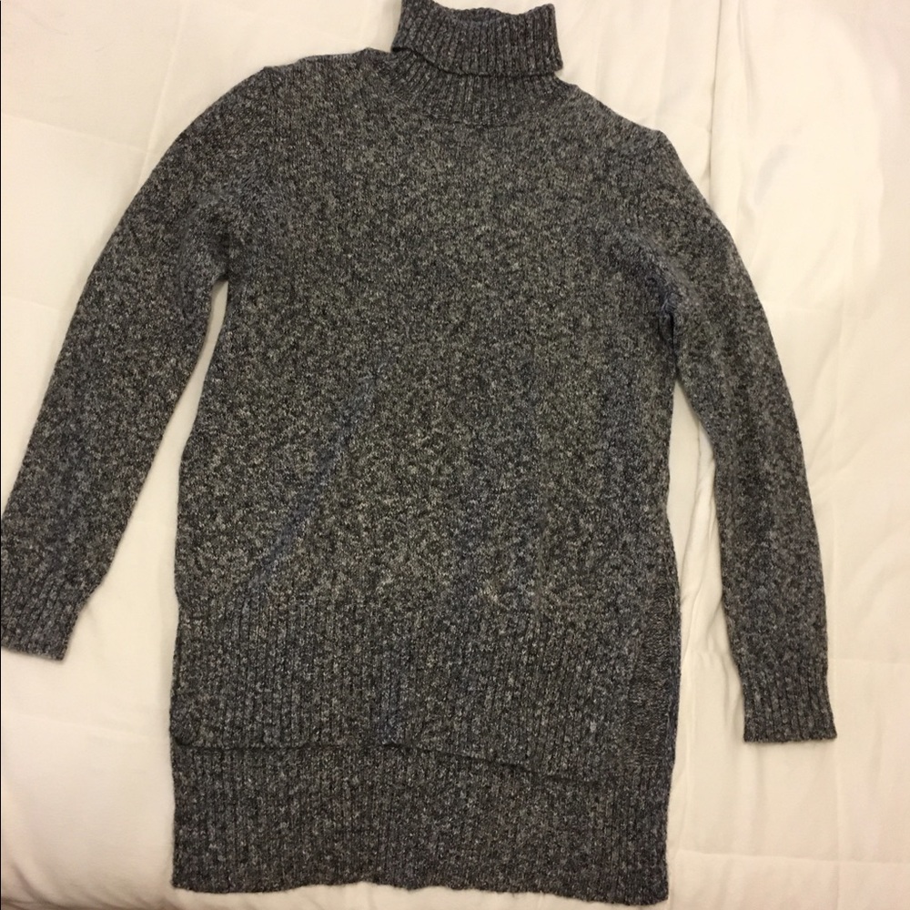 Turtle Neck Sweater - Picture 2 of 2