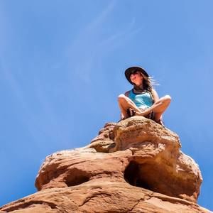 Meet your Posher, Emily