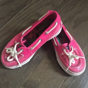 SPERRY PINK AND WHITE KIDS FLATS