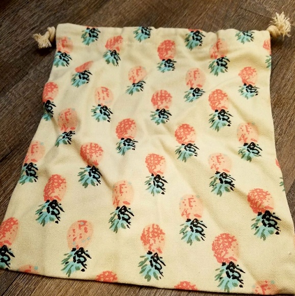 🍍RESTOCKING 3 TIMES!!!🍍SOLD OUT!! - Picture 6 of 7