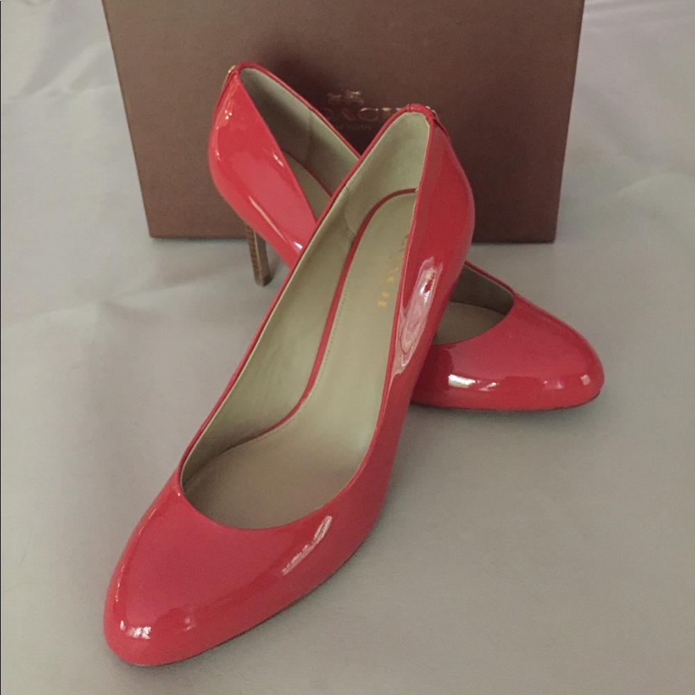 Coach Rosey Patent shoes. Sz 7M NIB