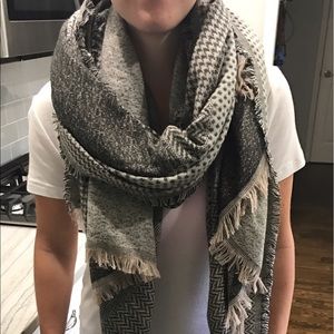 Blanket Scarf