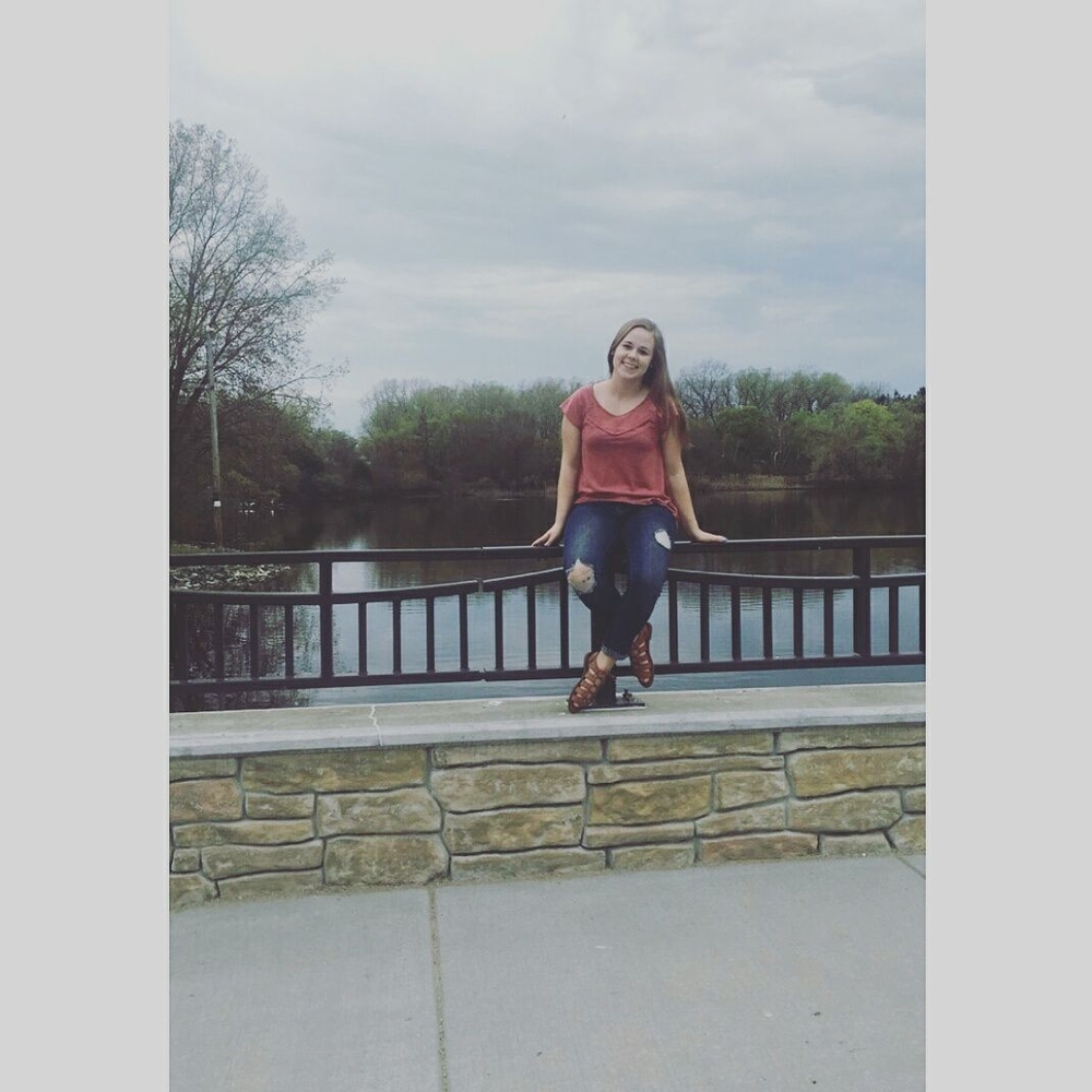 Meet your Posher, Kayla