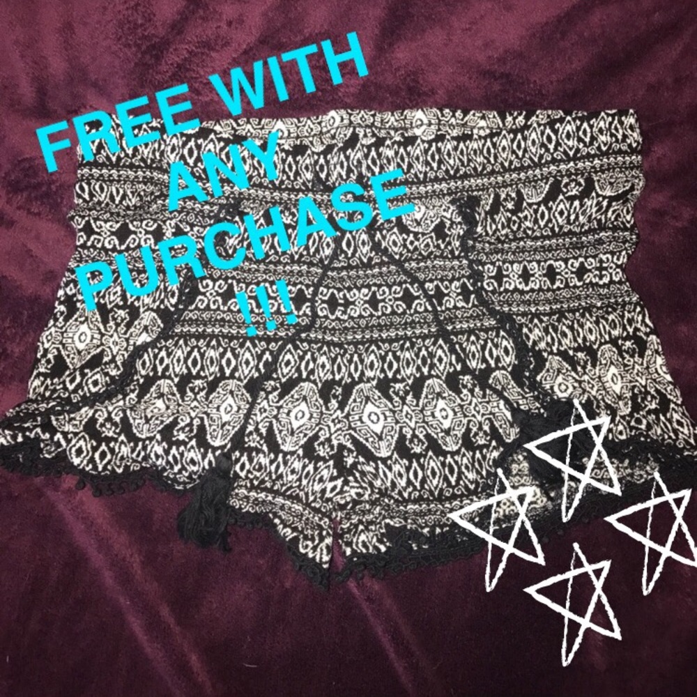 FREE W ANY PURCHASE!! 🌼 SWIM COVERUP SHORTS