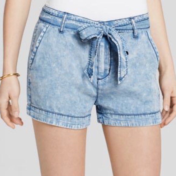 Aqua Chambray Acid Wash Tie Waist Shorts - Picture 2 of 8