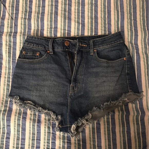 Urban Outfitters BDG Super High Rise Dolphin - Picture 1 of 2