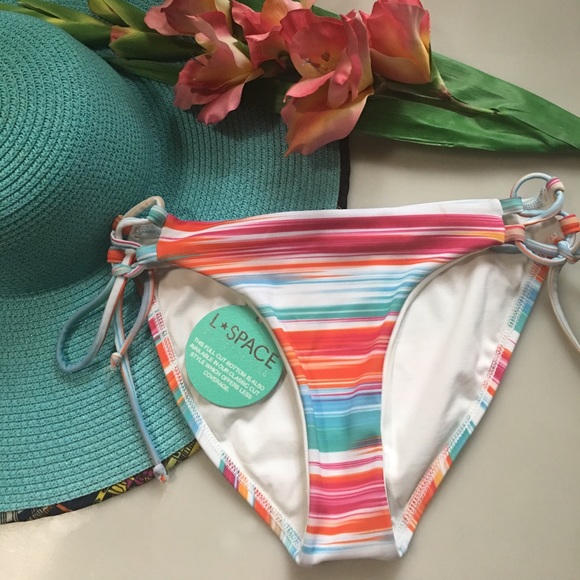 L*Space and Tanibikini Swim Set XS - Picture 7 of 8