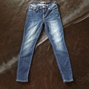 Express Jeans Mia mid rise legging/jegging