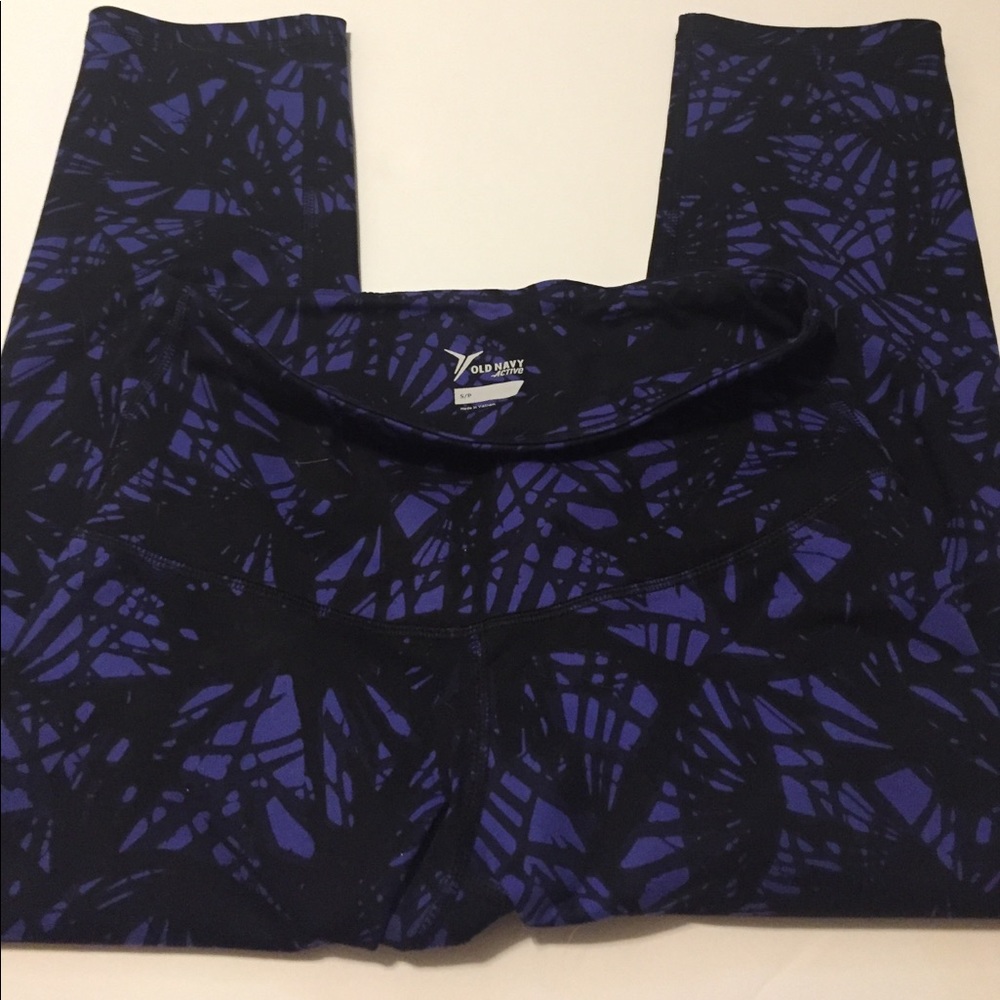 Old Navy Active - Picture 4 of 4