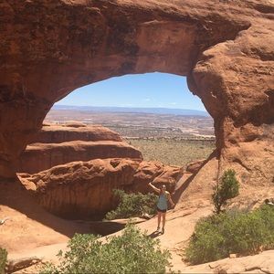 Meet your Posher, Megan