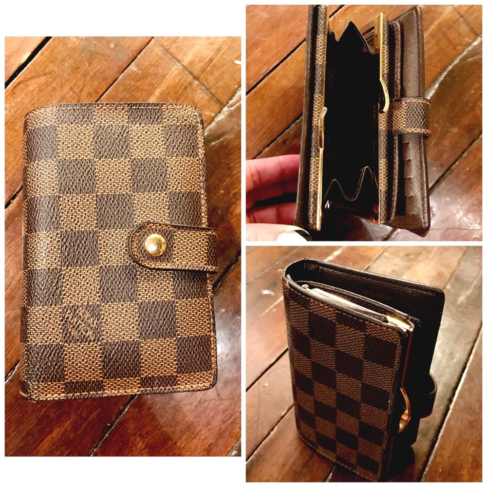 Louis Vuitton Wallet - Picture 1 of 8