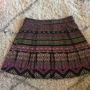 High waisted black skirt, Pink and yellow pattern