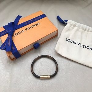 BRAND NEW LOUIS VUITTON 'KEEP IT' BRACELET