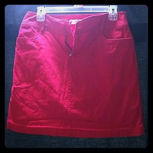 Red skort