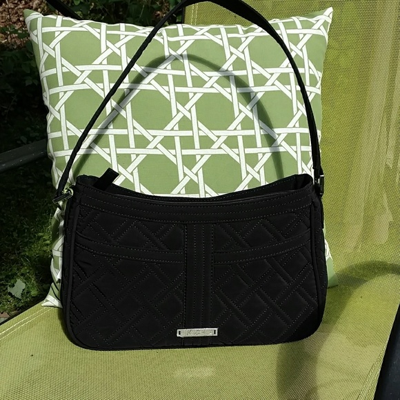 Vera Bradley Handbags - FINAL PRICE❣️NEW VERA BRADLEY QUILT BAG❣️
