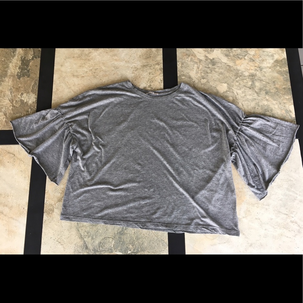 Zara Ruffle Sleeve Cropped T-Shirt L