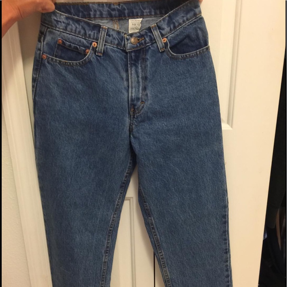 High waisted jeans