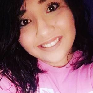 Meet your Posher, Sayra