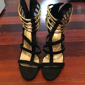 Brand New Never Worn Beautiful Black Heels