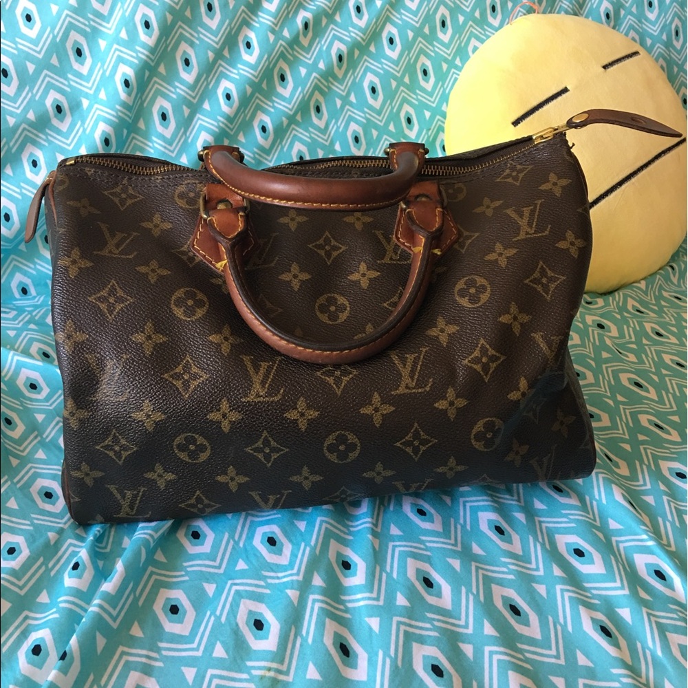 💯authentic Louis Vuitton speedy 30