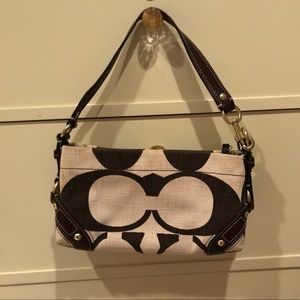 Big Monogram coach bag