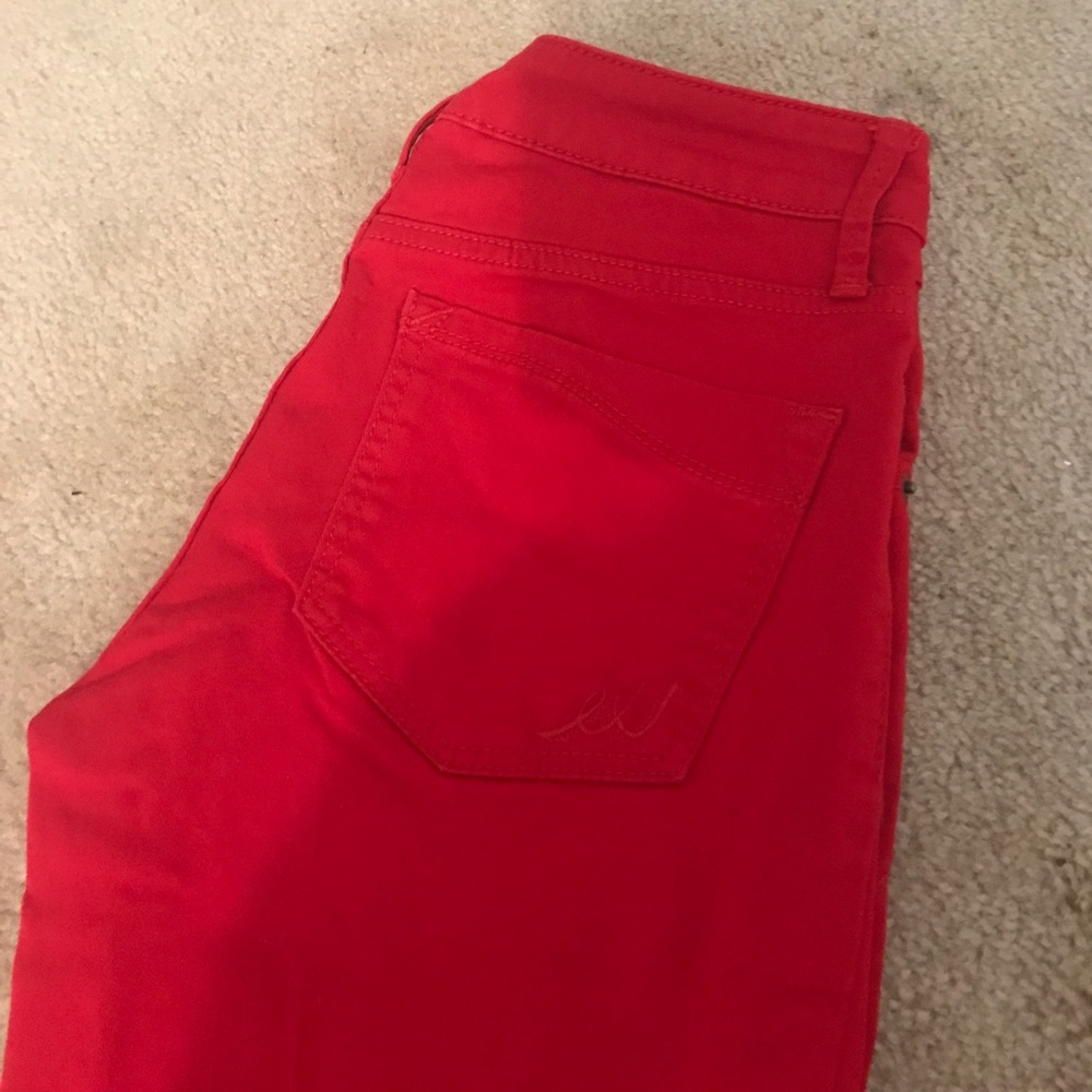 Red express jeans
