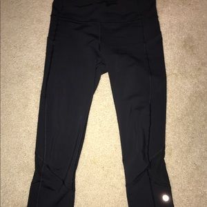 Lululemon pace rival crops
