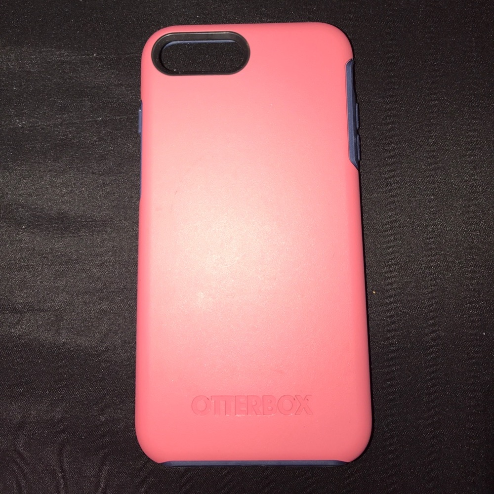 Symmetry otterbox iPhone 7 plus
