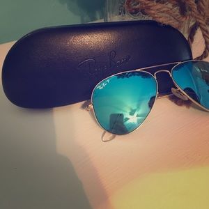 Blue Mirror Aviator Ray Bans