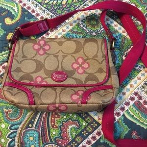 Casual tan floral coach purse
