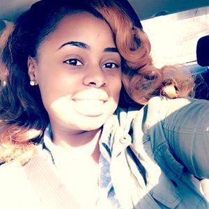 Meet your Posher, Dorcas