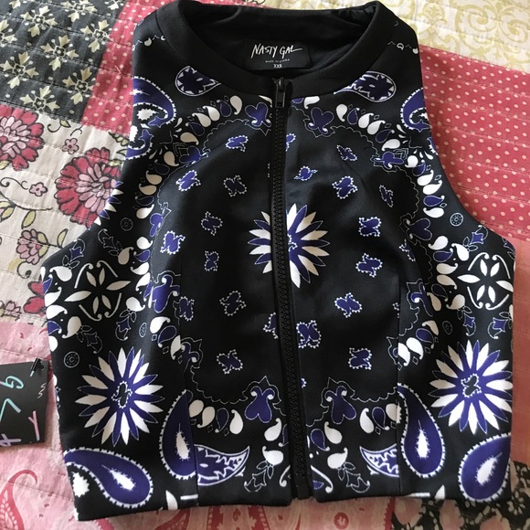 Nasty Gal neoprene crop top - Picture 2 of 4