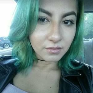 Meet your Posher, Mayra