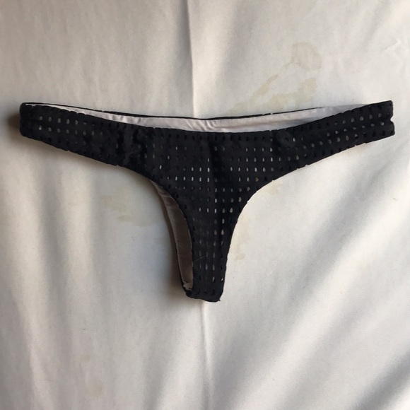 Storm Mesh Acacia - Picture 4 of 4