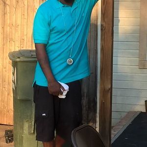 Meet your Posher, Dee