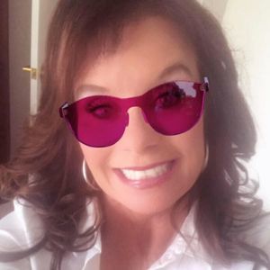 Meet your Posher, Rita